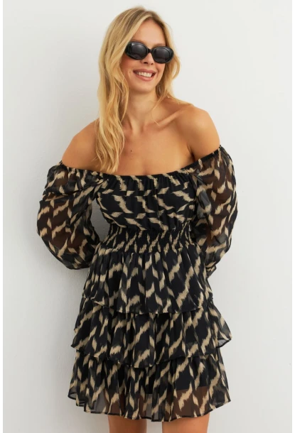 Kadın Ekru-Siyah Volanlı Şifon Mini Elbise KSD2831