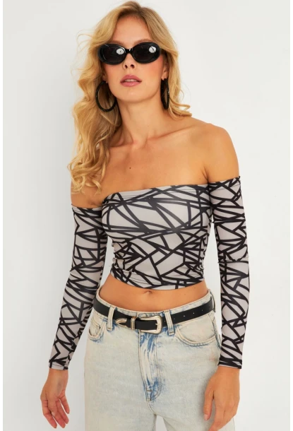 Kadın Gri Desenli Crop Bluz CG378