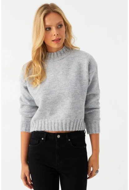 Kadın Gri Kısa Triko Kazak YV301