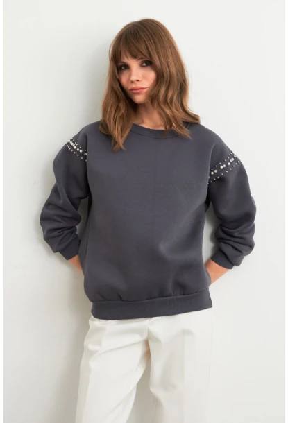 Kadın Gri Omuzları İnci Detaylı Sweatshirt MDY1424