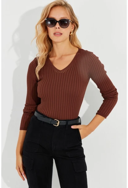 Kadın Kahve V Yaka Fitilli Triko Bluz SMT216