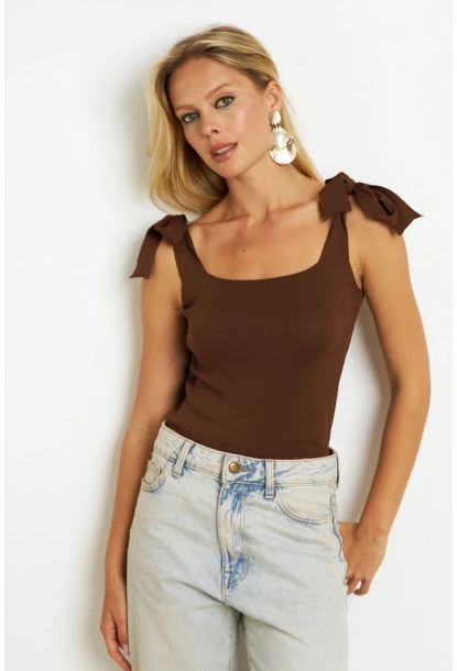 Kadın Kahverengi Triko Bluz YV236