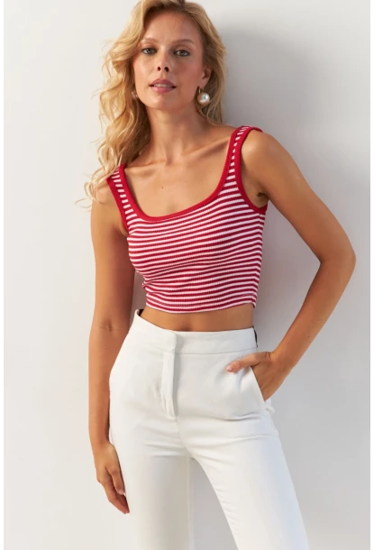 Kadın Kırmızı Kare Yaka Çizgili Bluz XL2036