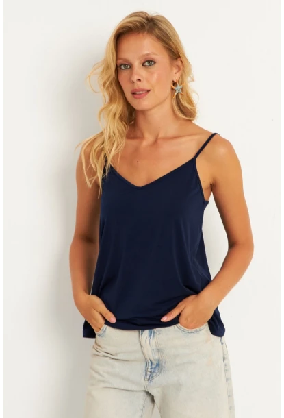 Kadın Lacivert Askılı Bluz AYD269