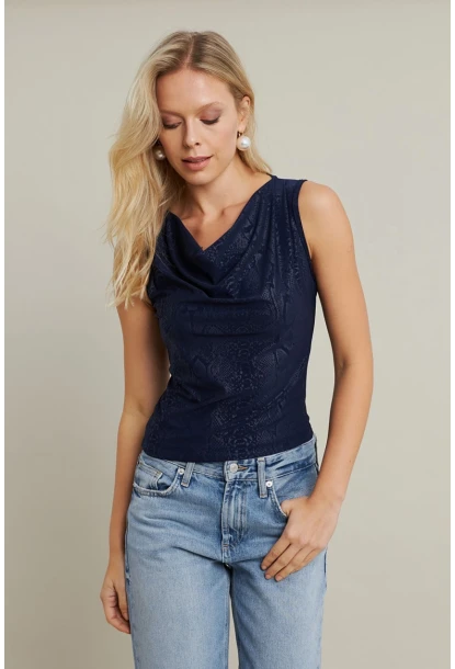 Kadın Lacivert Degaje Yaka Kolsuz Bluz LPP1297