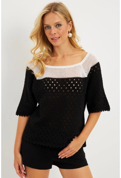 Kadın Siyah Ajurlu Triko Bluz YV230