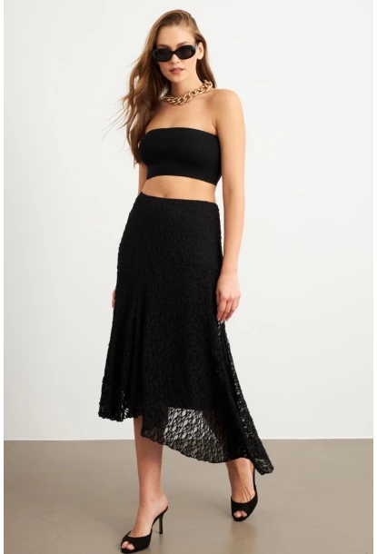 Kadın Siyah Asimetrik Dantel Midi Etek ZH357