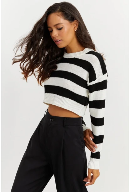 Kadın Siyah-Beyaz Çizgili Kısa Kazak SF1538