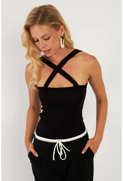 Kadın Siyah Çapraz Yaka Bluz EY2846