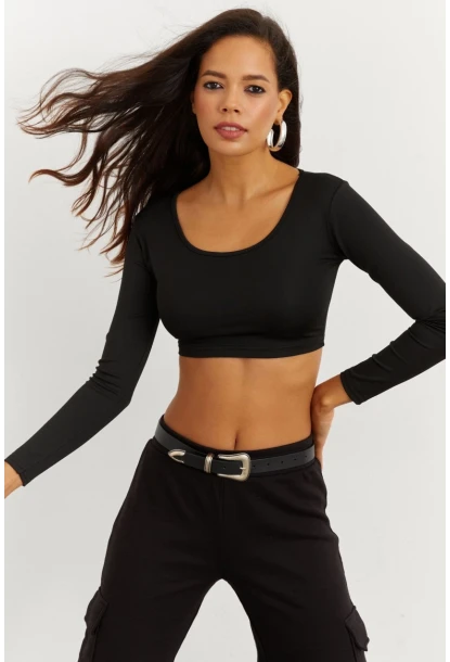 Kadın Siyah Crop Bluz CG261