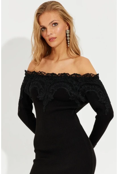 Kadın Siyah Dantelli Triko Maxi Elbise KED123