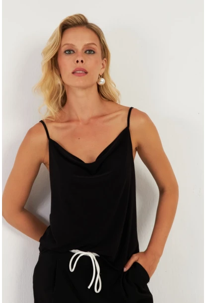 Kadın Siyah Degaje Yaka Bluz LPP1286