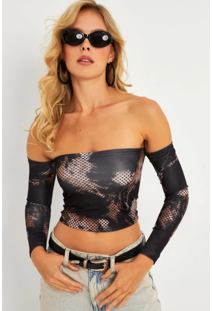 Kadın Siyah Desenli Crop Bluz CG378