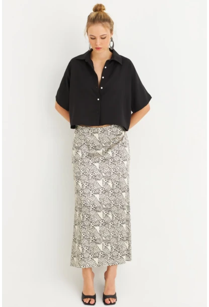 Kadın Siyah-Ekru Saten Midi Etek FİR1970