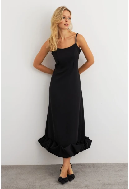 Kadın Siyah Eteği Fırfırlı Şık Maxi Elbise FRY2266