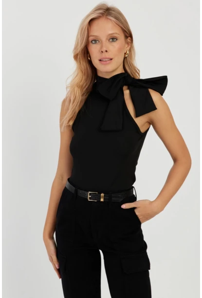 Kadın Siyah Fiyonklu Crop Bluz EY2726