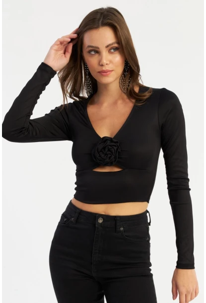 Kadın Siyah Gül Detaylı Pencereli Bluz AYD378