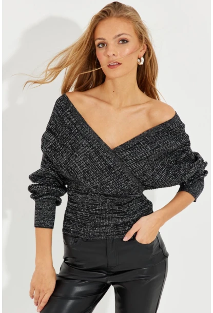 Kadın Siyah-Gümüş Kruvaze Simli Kazak KED125