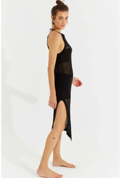 Kadın Siyah Halter Yaka Ajurlu Midi Elbise SF2506