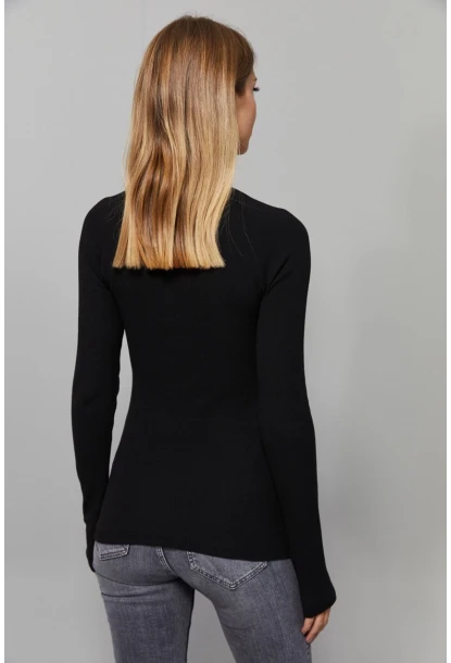 Kadın Siyah Kare Yaka Bluz EY1101