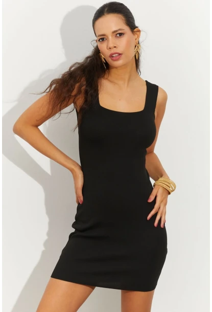 Kadın Siyah Kare Yaka Triko Mini Elbise SMT178