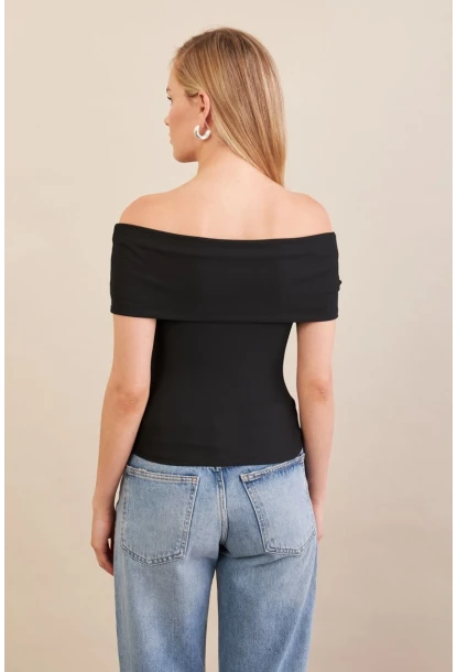 Kadın Siyah Kemer Detaylı Bluz FRY2316