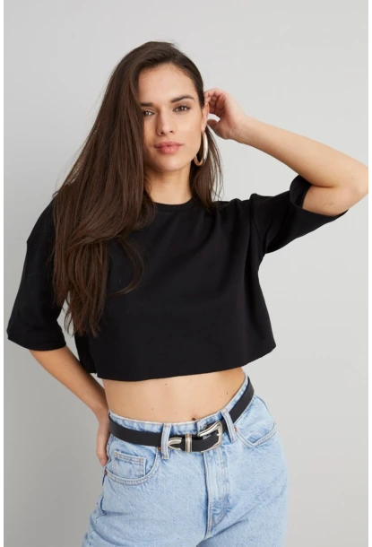 Kadın Siyah Kısa Salaş Bluz BE1000