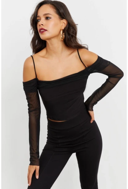 Kadın Siyah Kolları Tül Madonna Yaka Crop Bluz B1927