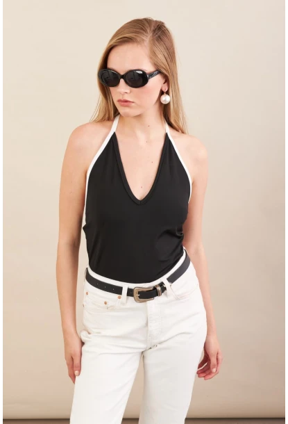 Kadın Siyah Kontrast Biyeli V Yaka Bluz EY3103