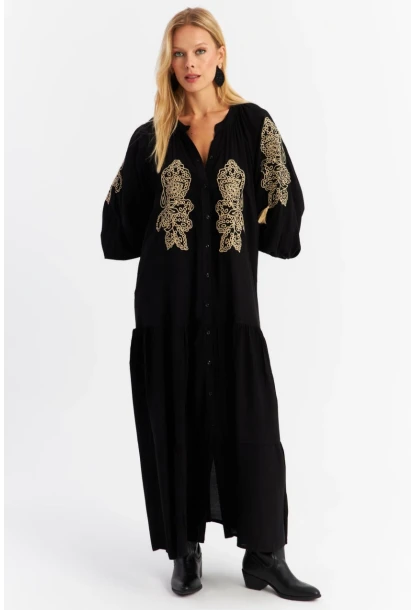 Kadın Siyah Nakışlı Volanlı Maxi Elbise MALO7