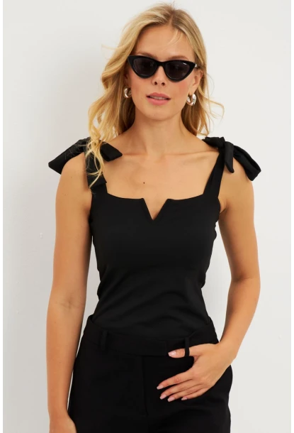 Kadın Siyah Omuz Bağlamalı Bluz EY2795