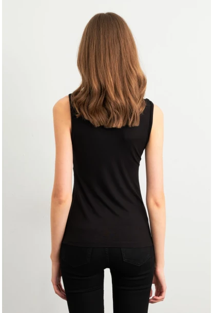 Kadın Siyah Omuz Büzgülü Kruvaze Bluz EY3039