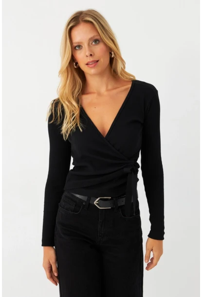 Kadın Siyah Önü Büzülebilir Kruvaze Kaşkorse Bluz EY2998