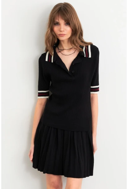 Kadın Siyah Polo Yaka Etekli Takım SF2558