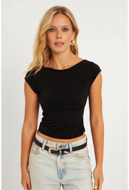 Kadın Siyah Sırtı Açık Bluz YZ1080
