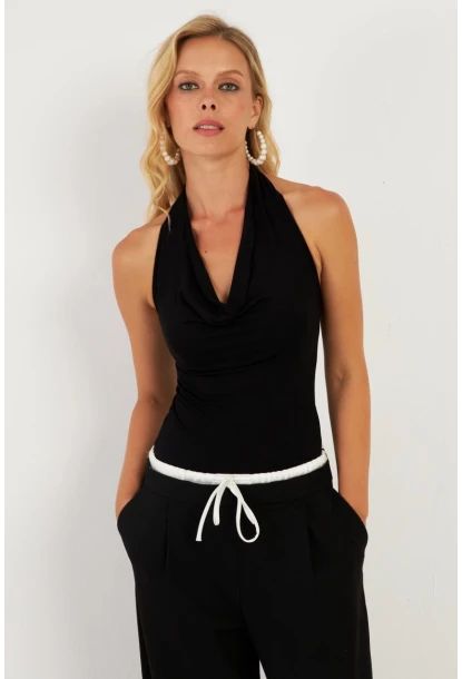 Kadın Siyah Sırtı Açık Çıtçıtlı Body LPP1295