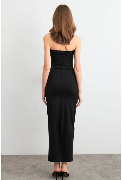 Kadın Siyah Straplez Yırtmaçlı Midi Elbise XC005