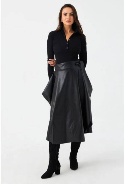 Kadın Siyah Suni Deri Asimetrik Etek LV180