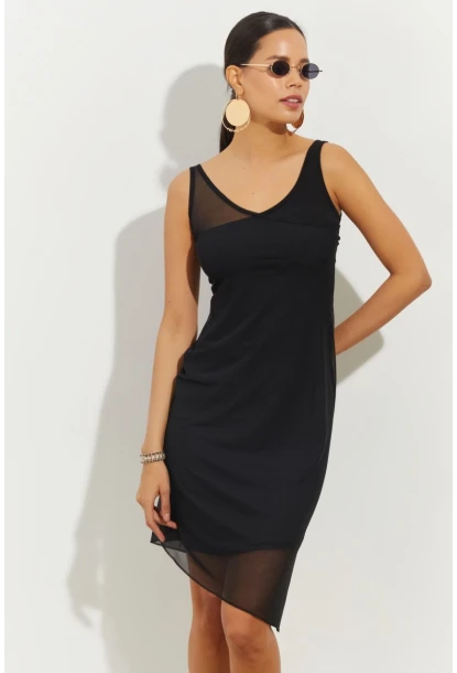 Kadın Siyah Tül Detaylı Asimetrik Mini Elbise B2475