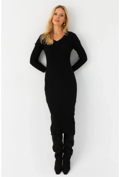 Kadın Siyah V Yaka Triko Midi Elbise MYİL560