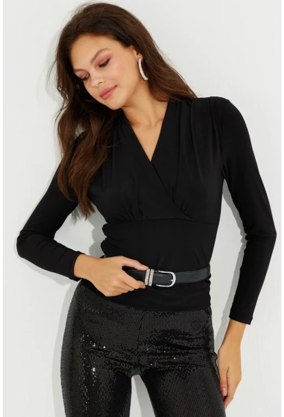 Kadın Siyah Vatkalı Kruvaze Bluz LPP1235