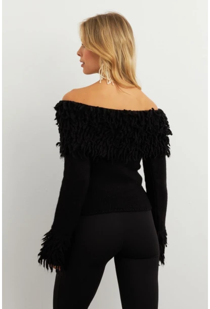 Kadın Siyah Yakası Sakallı Madonna Bluz KZ542