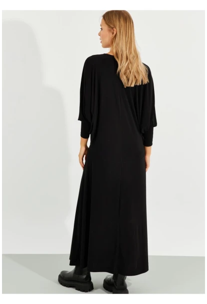 Kadın Siyah Yarasa Kol Midi Elbise BK272021