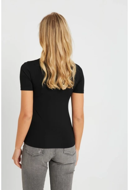 Kadın Aksesuarlı Bluz Siyah EY2734