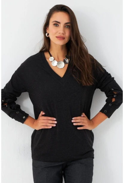 Kadın Antrasit Düğme Detaylı V Yaka Bluz EY2982