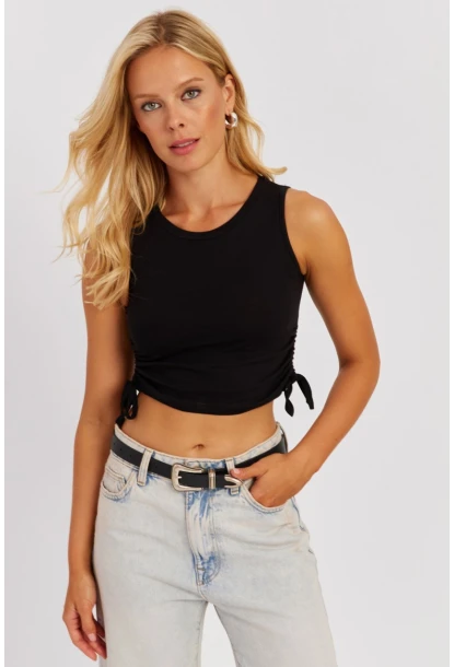 Kadın Badem-Siyah Yanları Bağcıklı Kolsuz Bluz MK09