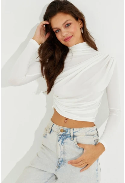 Kadın Beyaz Drapeli Bluz LPP1226