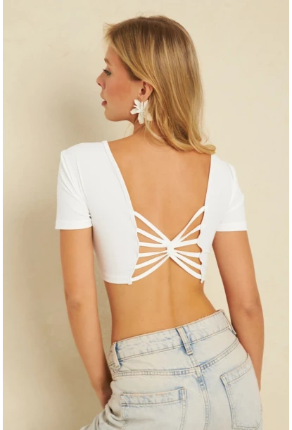 Kadın Beyaz Sırtı Açık Crop Bluz CG358