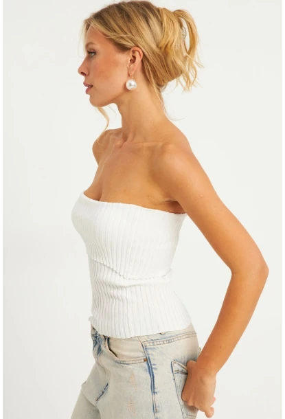 Kadın Beyaz Straplez Triko Bluz YV240