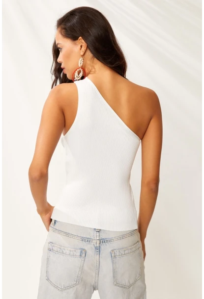 Kadın Beyaz Tek Omuz Triko Bluz YV90